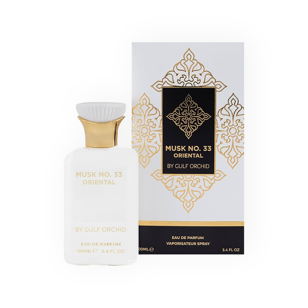 Une bouteille blanche raffinée avec des détails dorés du parfum "Musk No. 33 Oriental" par Gulf Orchid, contenant 100 ml d'Eau de Parfum.