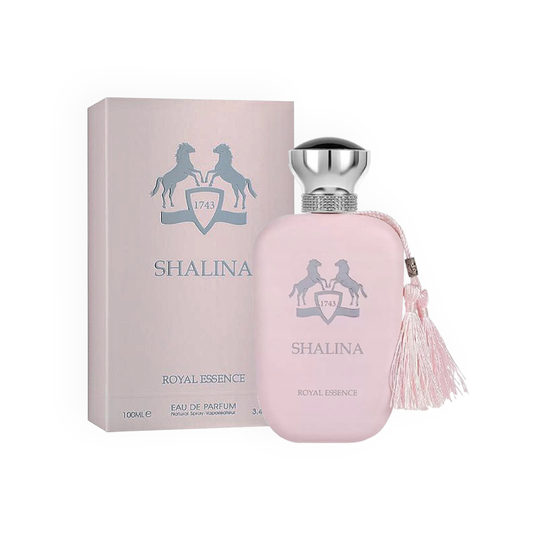 Packshot du parfum Shalina 1983 Royal Essence 100ml de Fragrance World, flacon rose avec un pompon élégant.